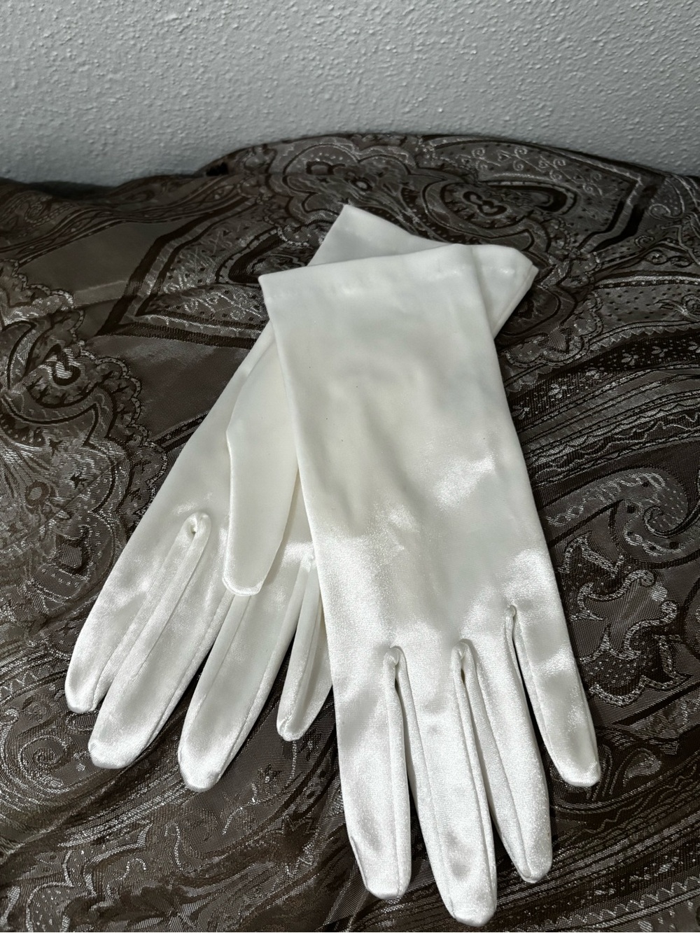 Classic Pearl White Satin Evening Gloves